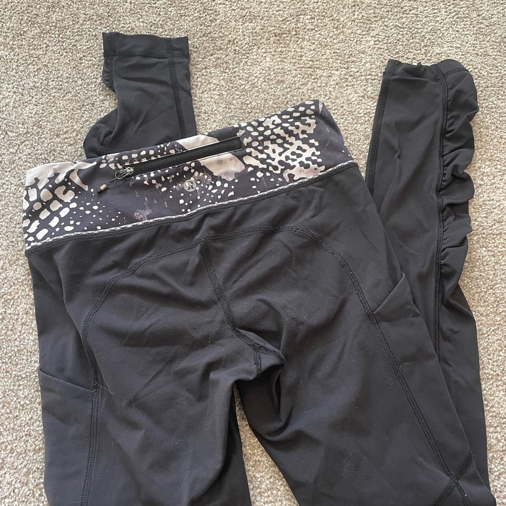 Lululemon size 4, full length leggings